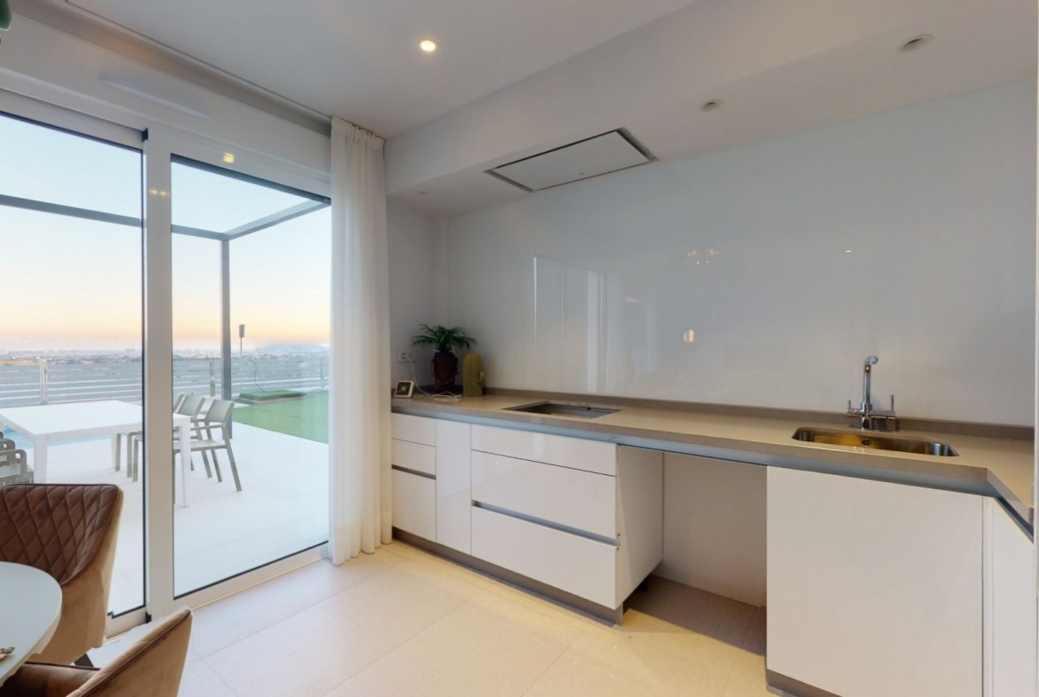 Villas de obra nueva con piscina privada