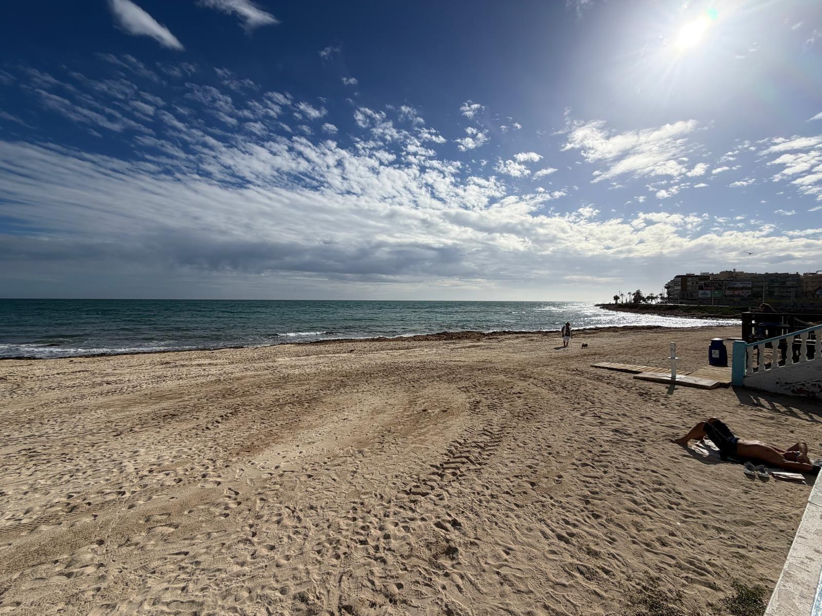 13-60 APARTMENT 500 METERS FROM PLAYA DEL CURA WITH A SURFACE OF 44 M2. 1 BEDROOM. 1 BATHROOM.