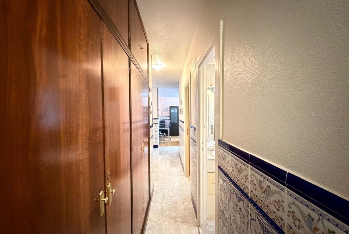 APARTMENT 500 METERS FROM PLAYA DEL CURA WITH A SURFACE OF 44 M2. 1 BEDROOM. 1 BATHROOM.