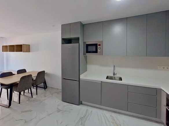 Exclusive Apartment in the Heart of Torrevieja 🌊🏖️ 2 Bedrooms 1 Bathroom BBQ Solarium with Sea Views