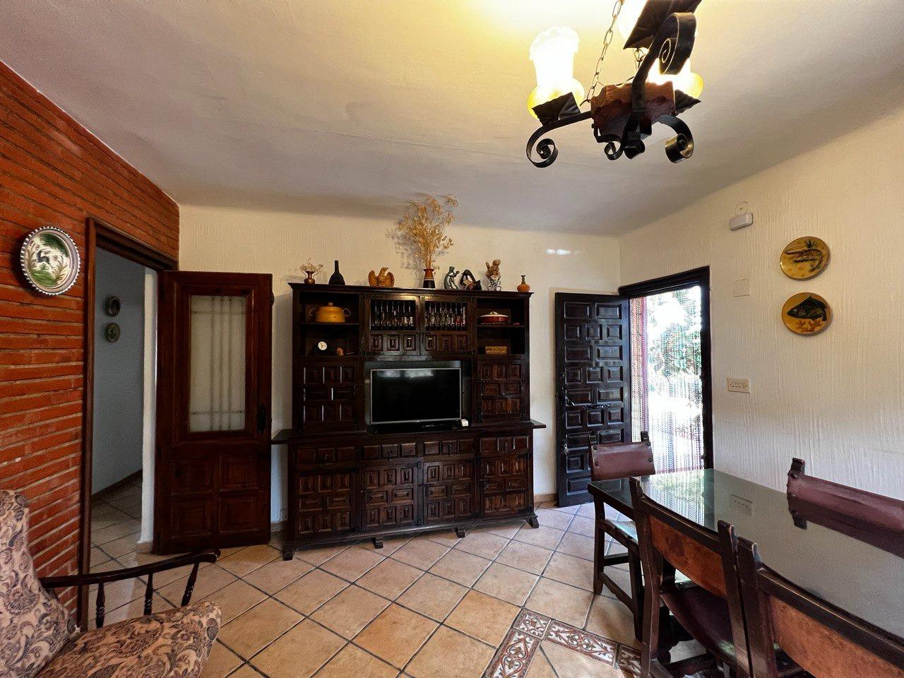 Chalet con 1000 metros de terreno en la zona  Sol y Luz de San Vicente del Raspeig, Alicante