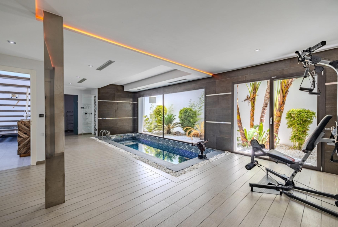 Luxe villa in Les Cansalades, Jávea