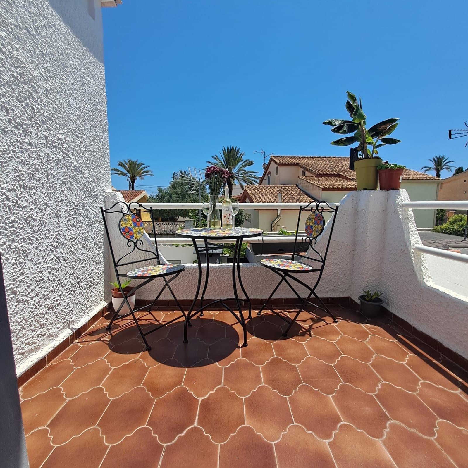 14-15-8 Exclusive renovated upper floor bungalow with 2 bedrooms, 1 bathroom