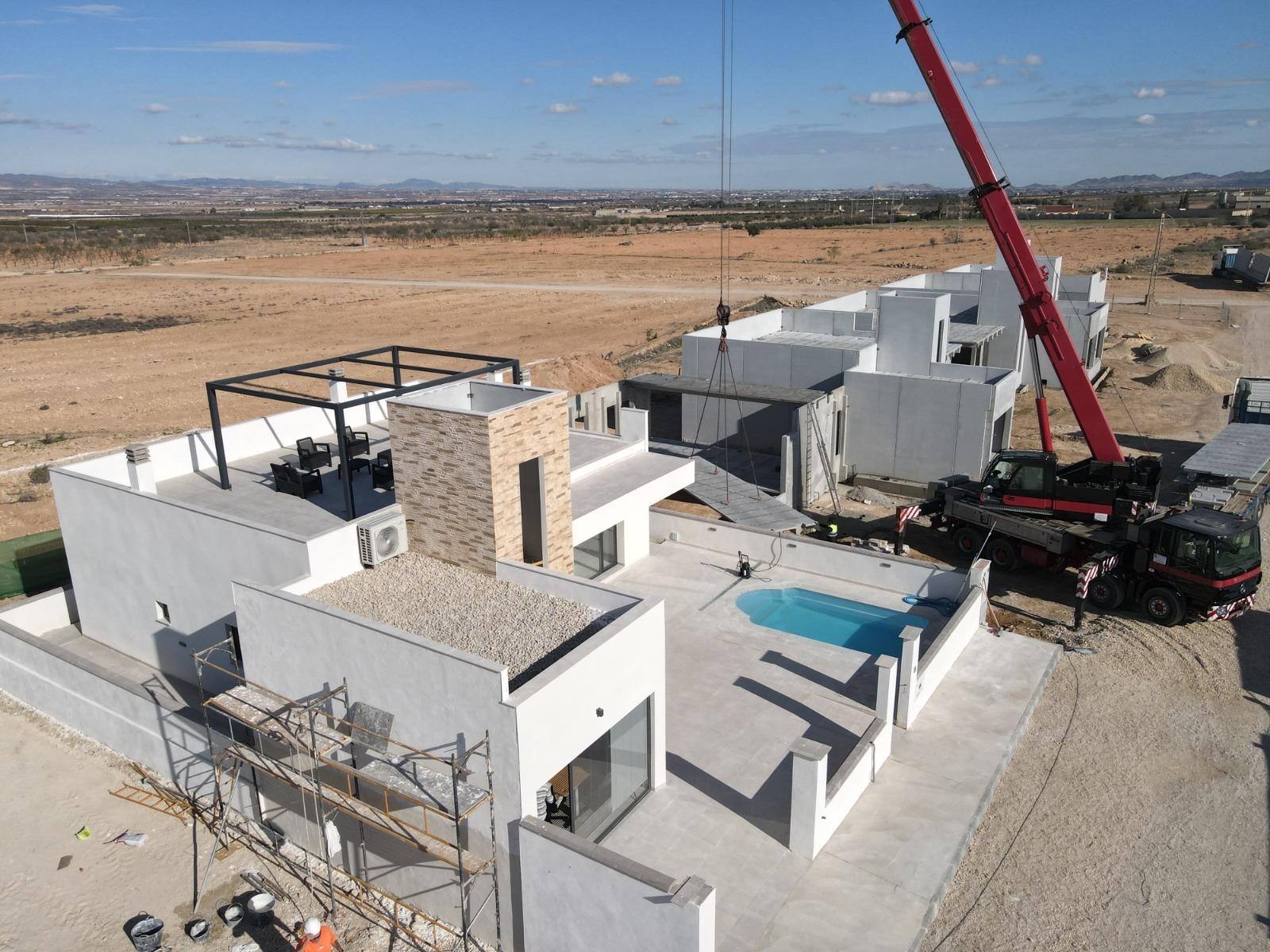 VILLA DE LUJO EN (LA PINILLA) MURCIA. PISCINA. 2 DORM. 2 BAÑOS. PARCELA 150 M2. SOLARIUM 44 M2.