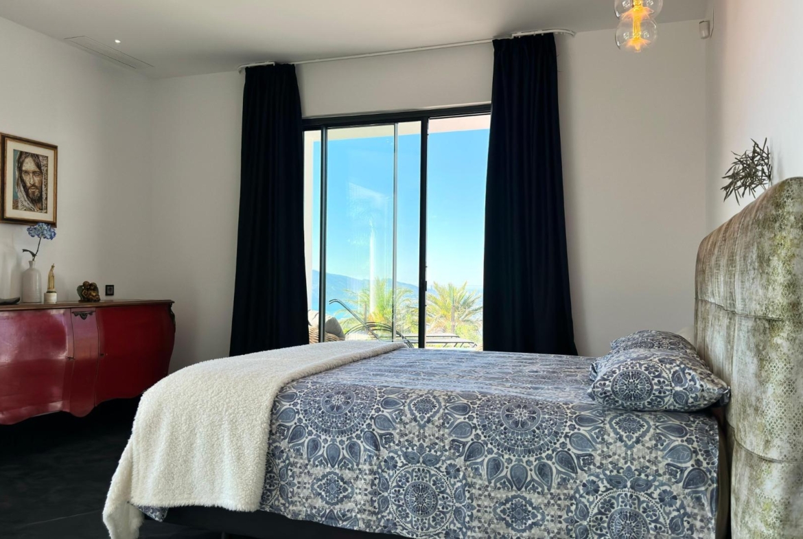 Elegant Villa with Sea Views and Altea la Vella 🌊✨