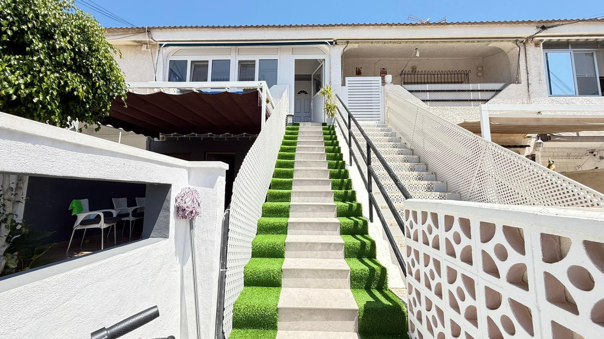 14-18-7 Exclusive renovated upper floor bungalow with 2 bedrooms, 1 bathroom