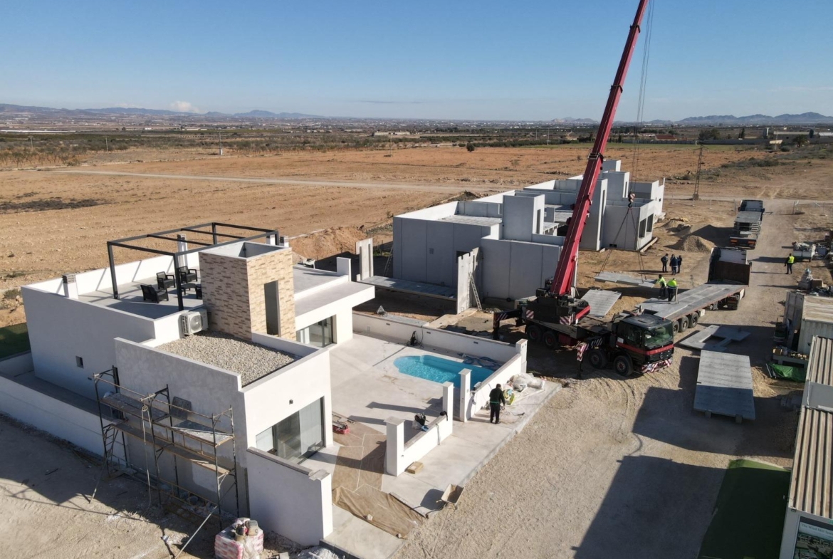 VILLA DE LUJO EN (LA PINILLA) MURCIA. PISCINA. 2 DORM. 2 BAÑOS. PARCELA 150 M2. SOLARIUM 44 M2.
