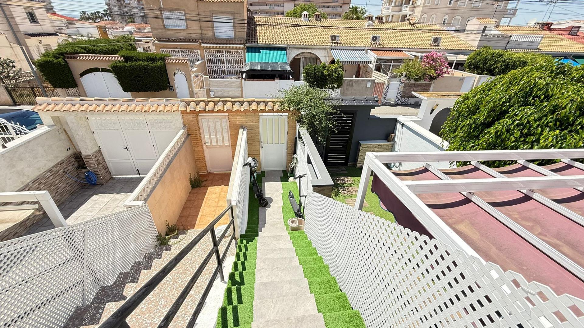 14-19-7 Exclusive renovated upper floor bungalow with 2 bedrooms, 1 bathroom