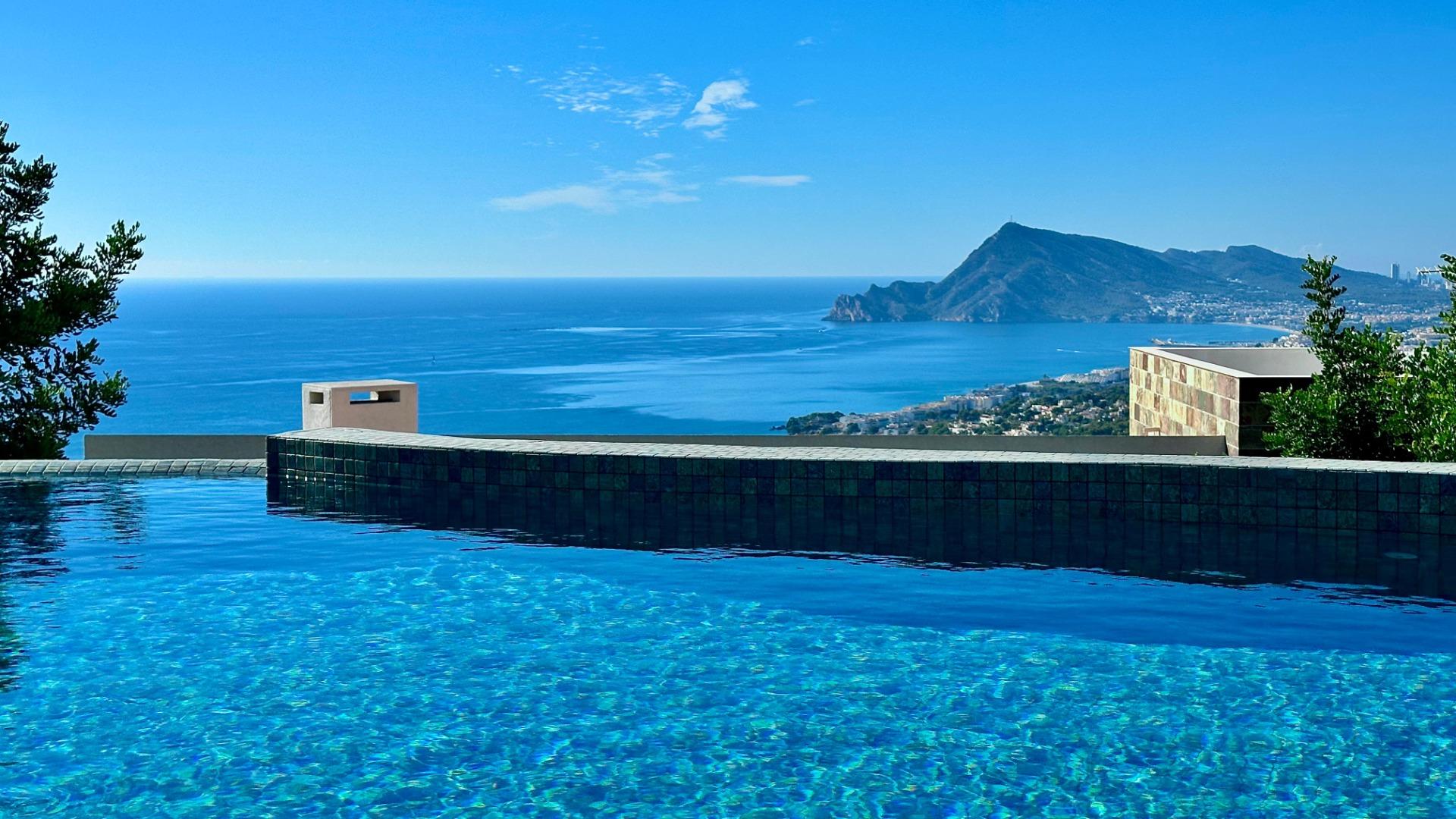 Elegant Villa with Sea Views and Altea la Vella 🌊✨