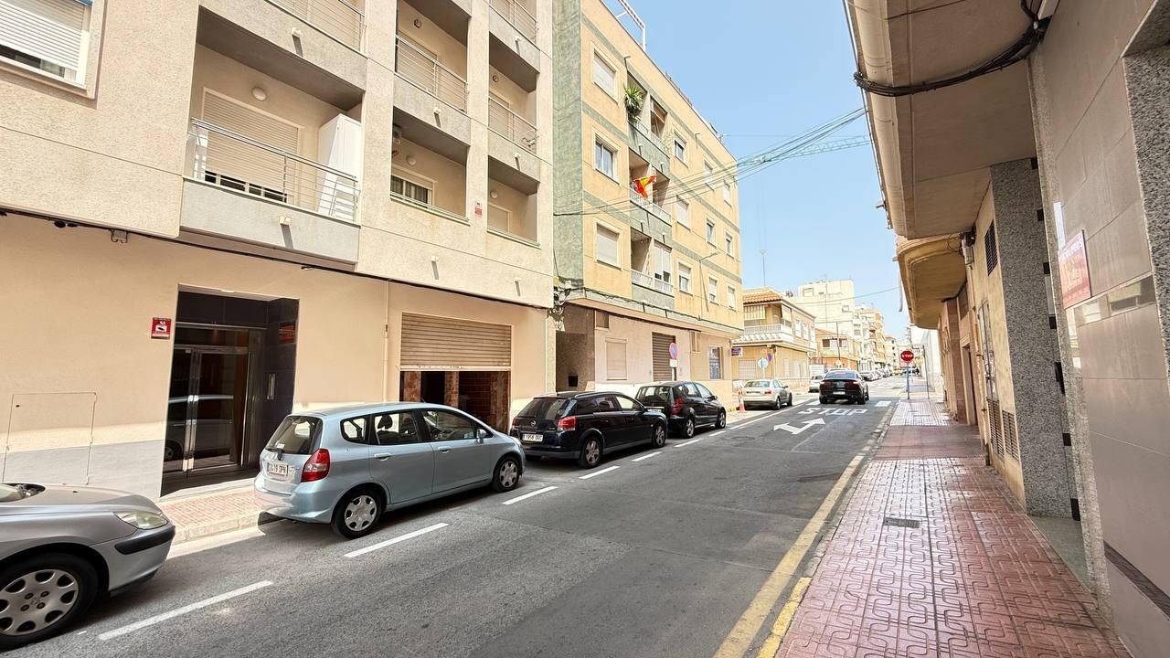 14-24-6 Exclusive apartment with incredible design and a prime location
