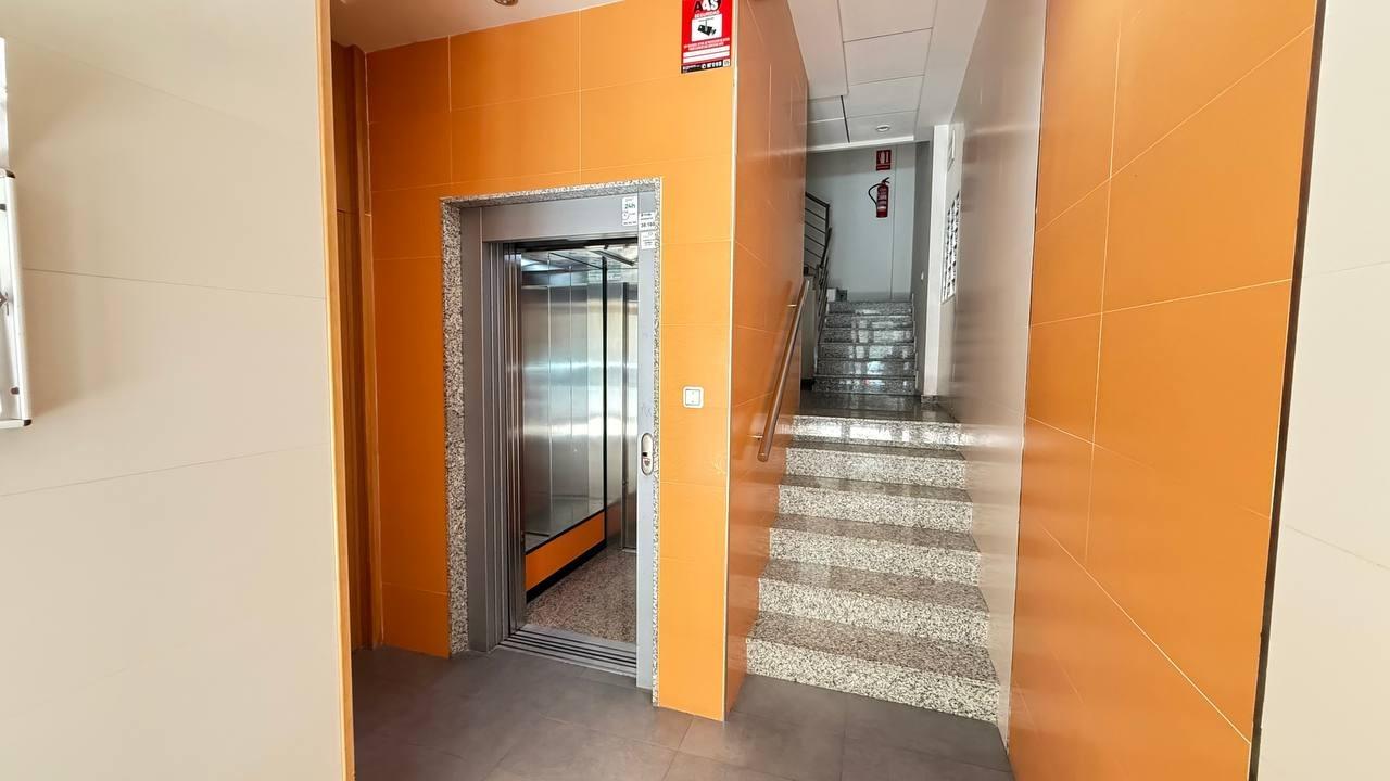 14-26-6 Exclusive apartment with incredible design and a prime location