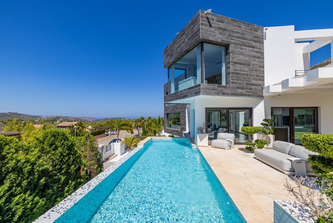Luxe villa in Les Cansalades, Jávea