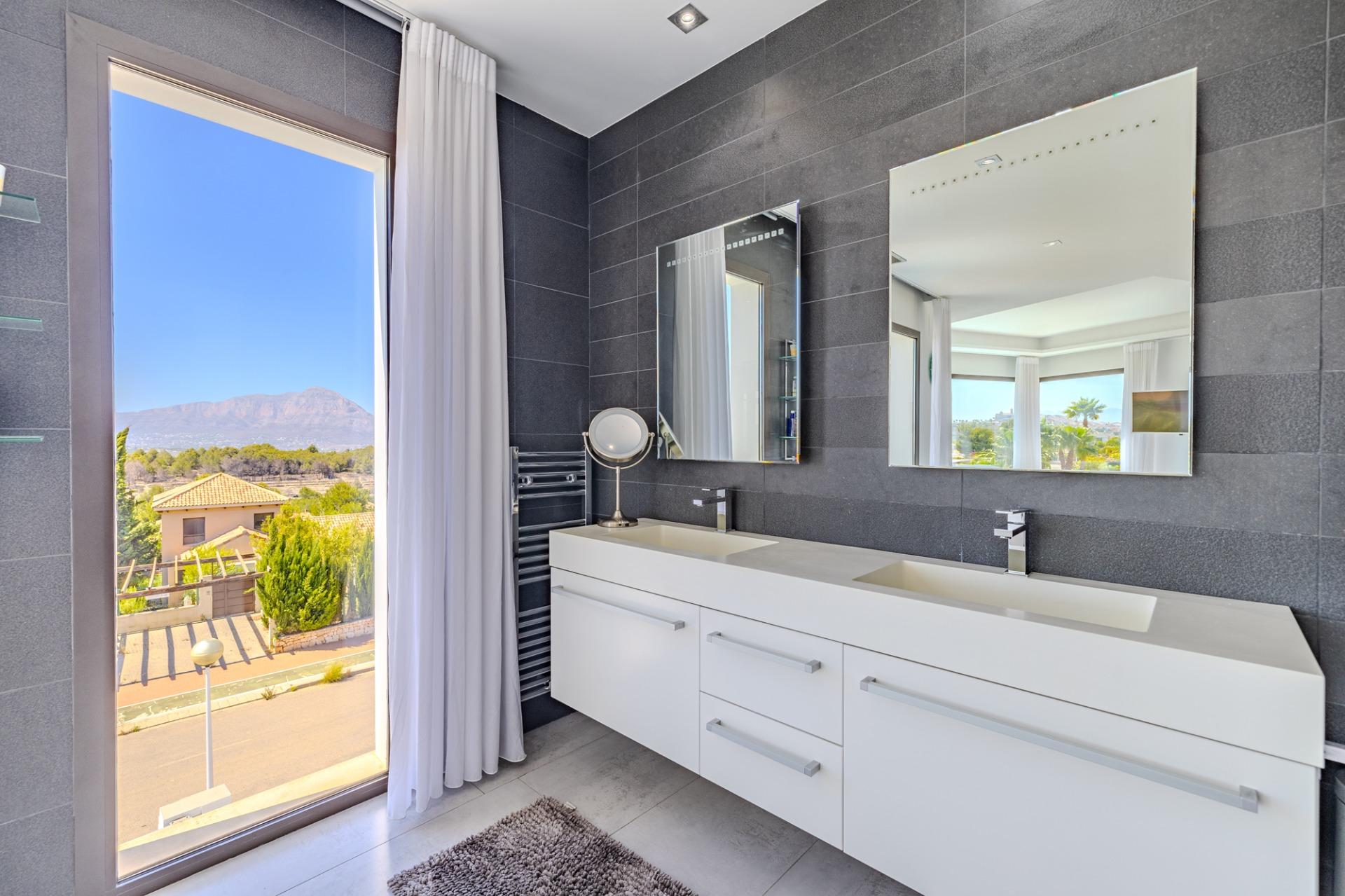 Luxe villa in Les Cansalades, Jávea