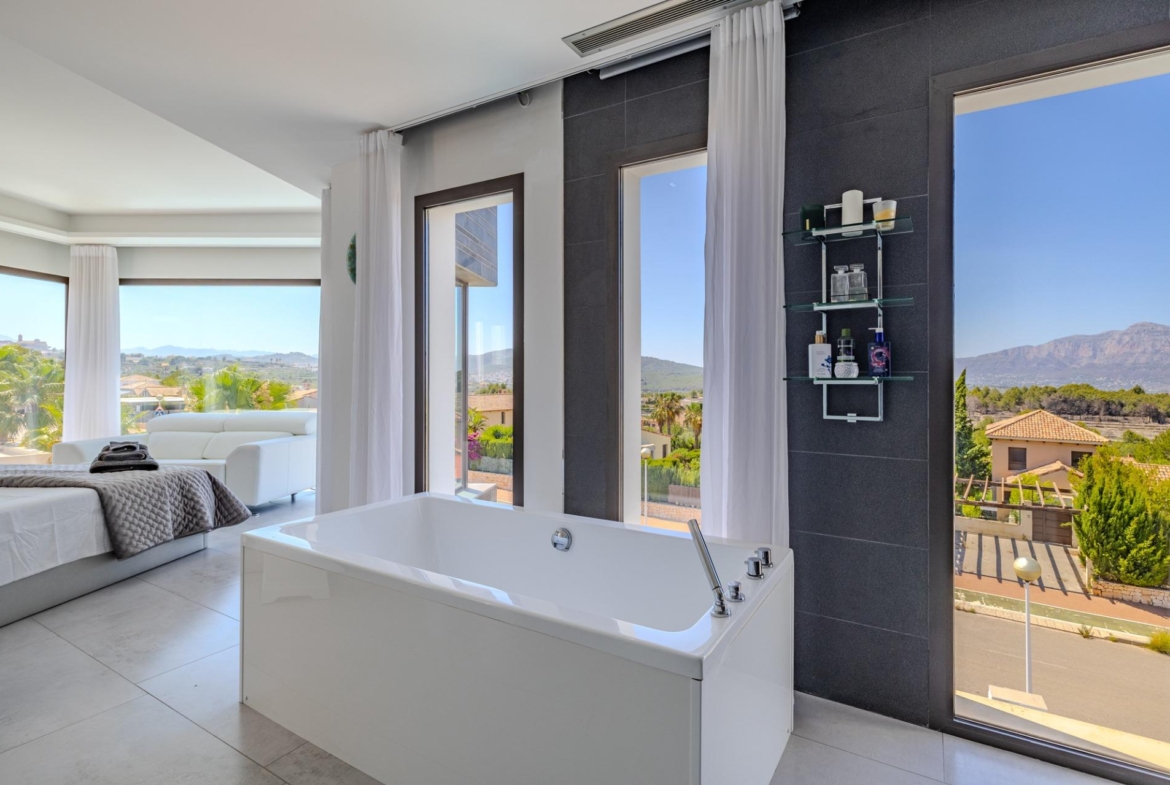 Luxe villa in Les Cansalades, Jávea