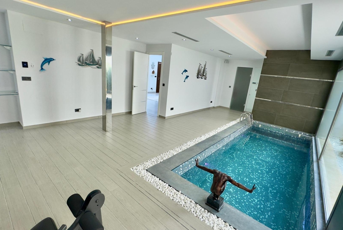 Luxe villa in Les Cansalades, Jávea