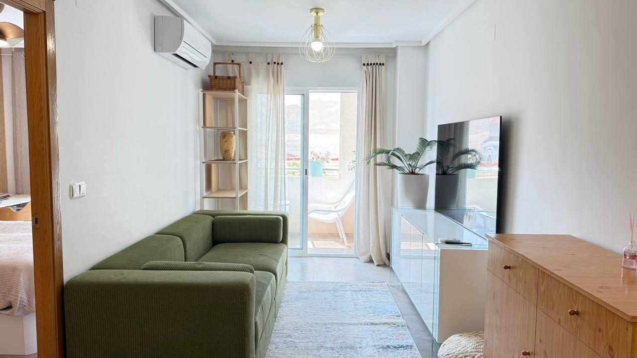 14-7-9 Exclusive apartment with incredible design and a prime location
