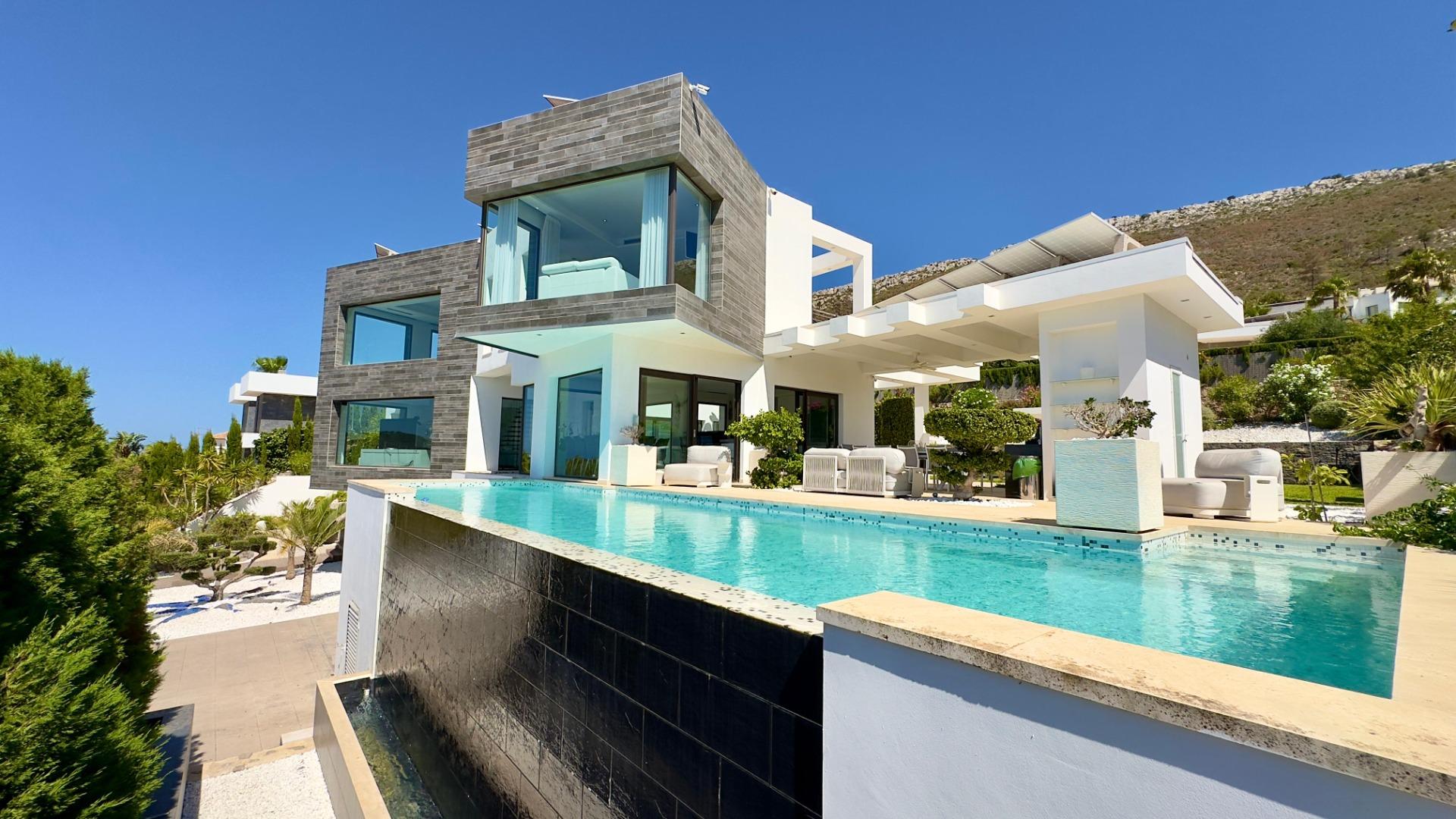 Luxe villa in Les Cansalades, Jávea