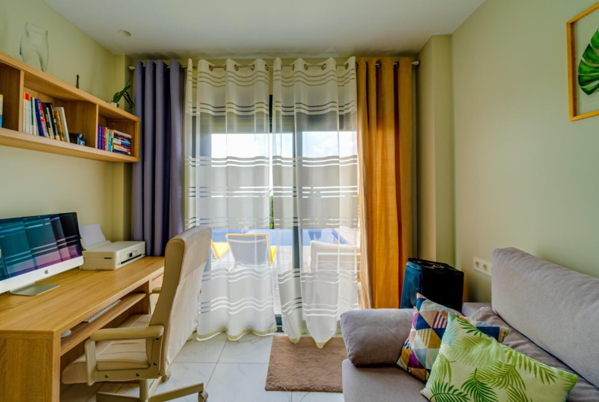 Modern Villa with sea views from all rooms in Balcón de Finestrat