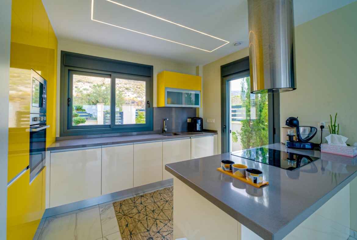 Modern Villa with sea views from all rooms in Balcón de Finestrat