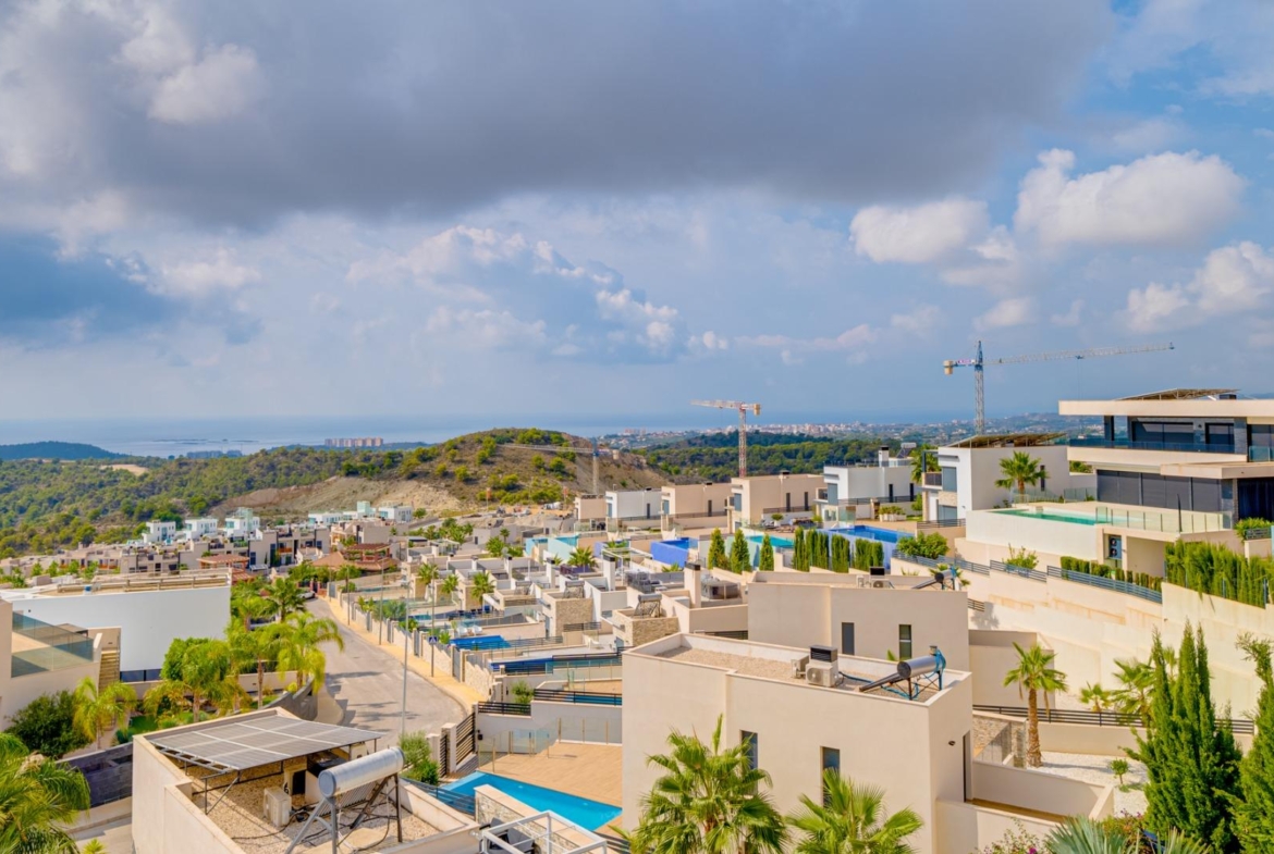 Modern Villa with sea views from all rooms in Balcón de Finestrat