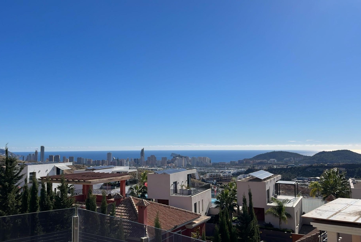 Modern Villa with sea views from all rooms in Balcón de Finestrat