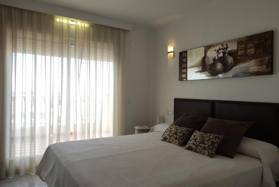 Ático duplex con vistas al mar en Torrevieja.
