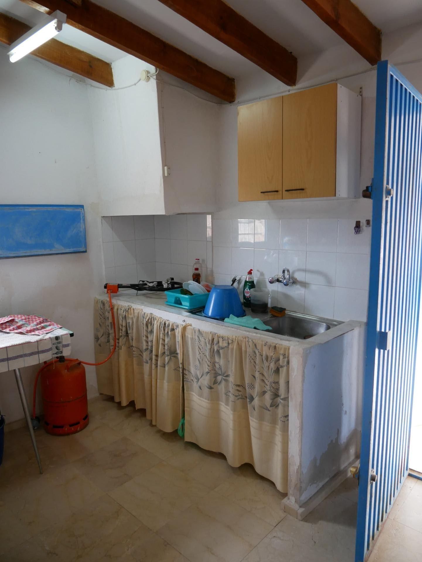 16-26 CASA CON TERRENO EN ZONA EL SALADO, ABANILLA