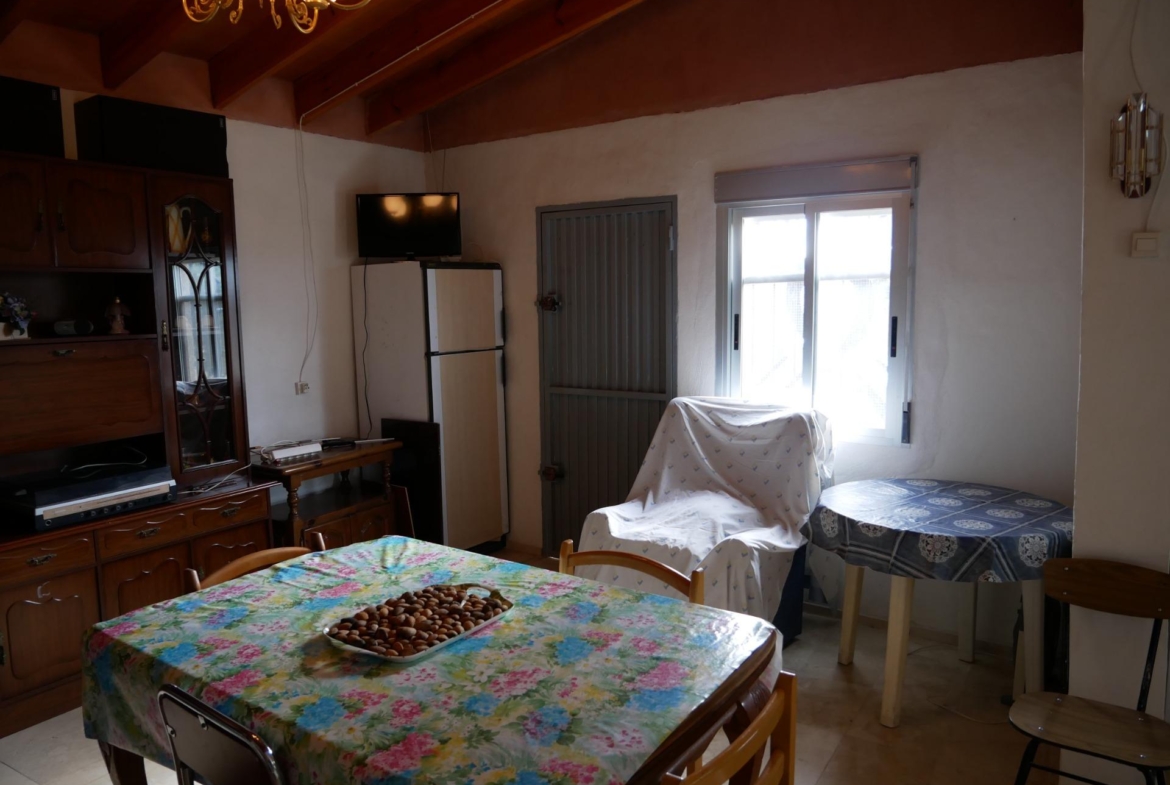 CASA CON TERRENO EN ZONA EL SALADO, ABANILLA