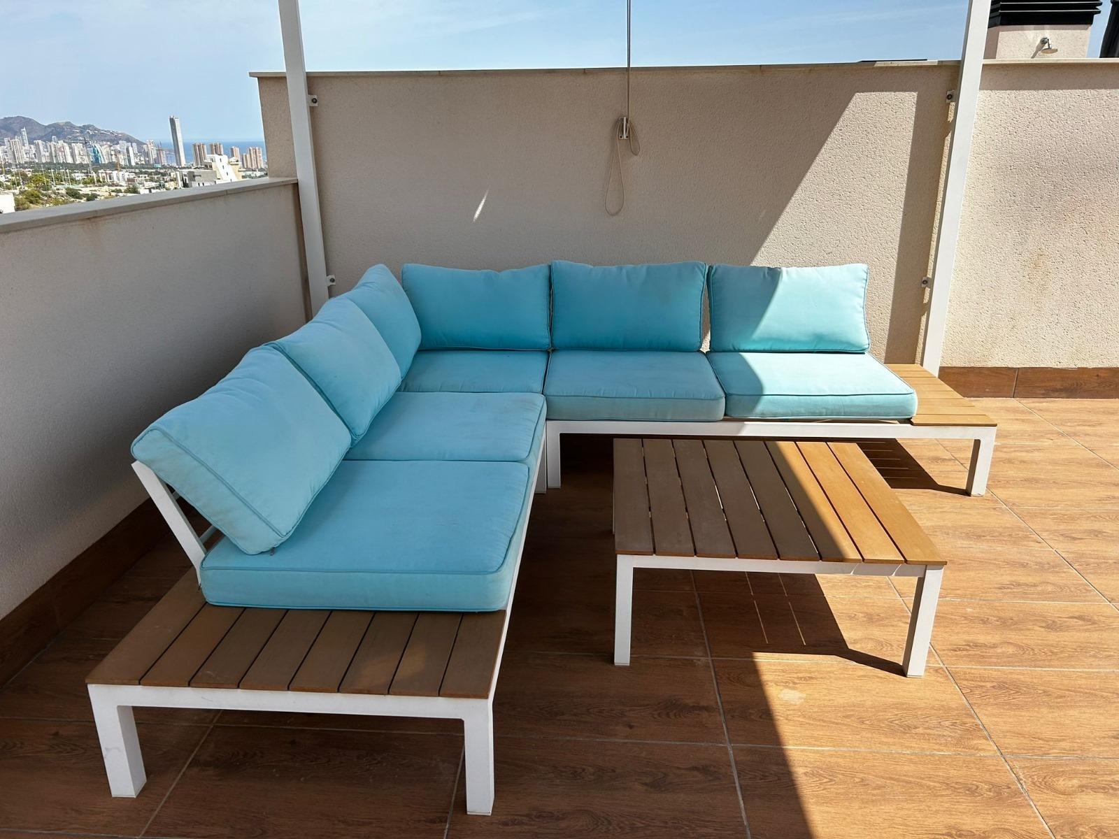 Penthouse met solarium en jacuzzi in de Alegria Village urbanisatie