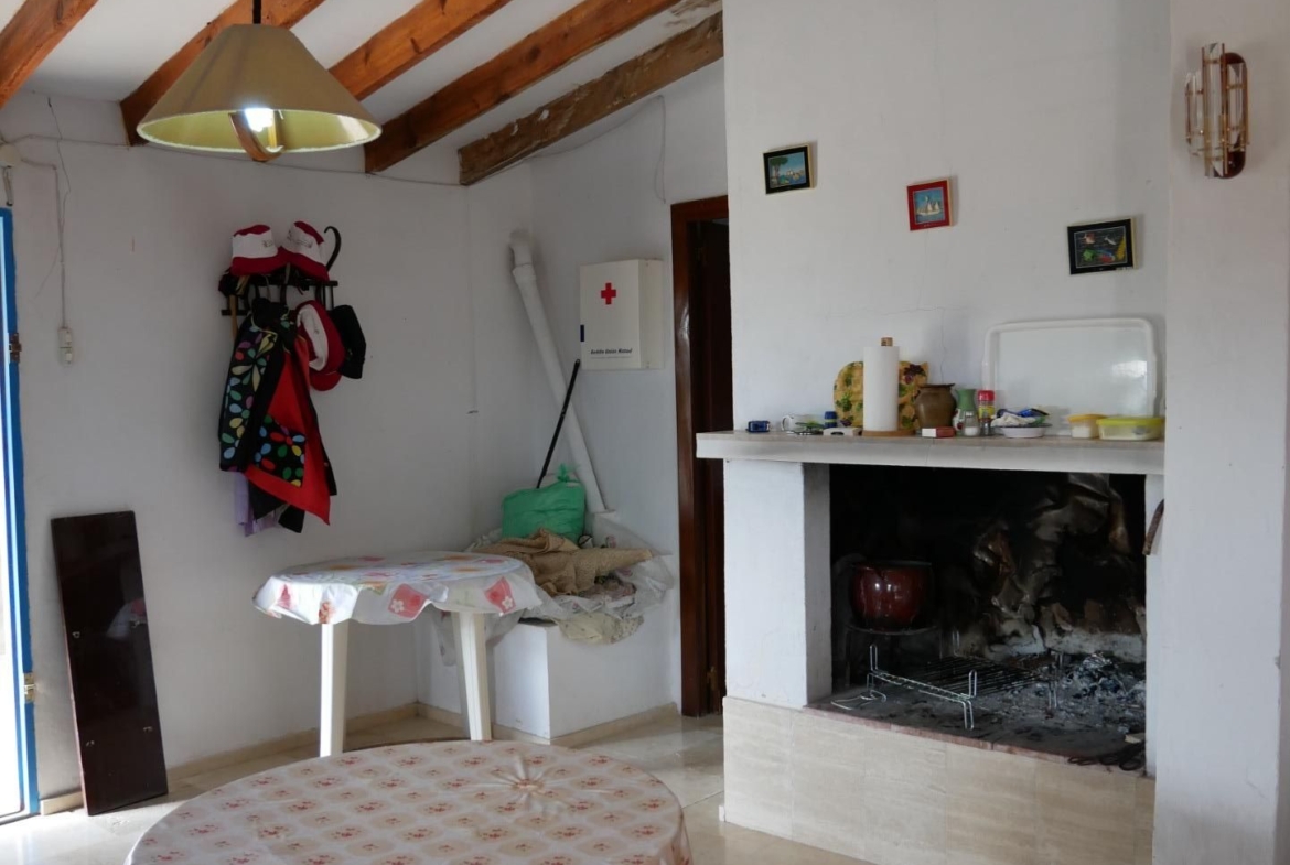 CASA CON TERRENO EN ZONA EL SALADO, ABANILLA