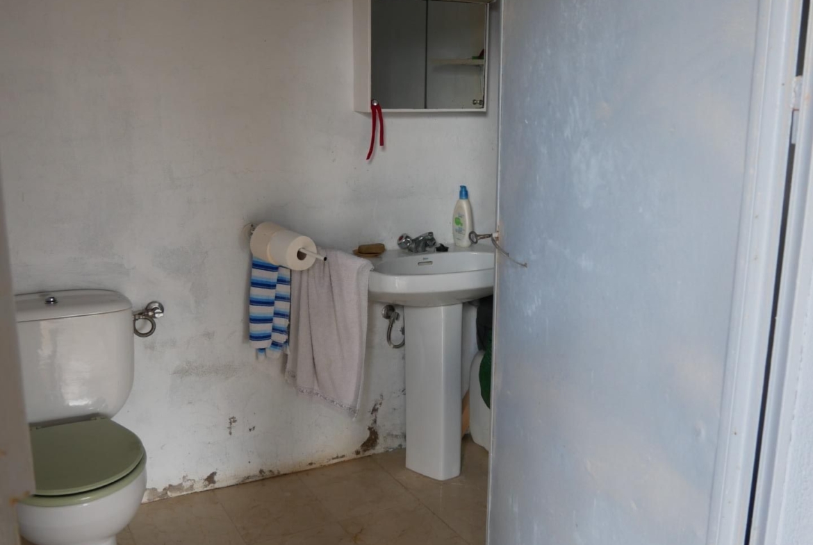 CASA CON TERRENO EN ZONA EL SALADO, ABANILLA