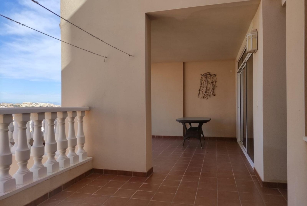 Ático duplex con vistas al mar en Torrevieja.