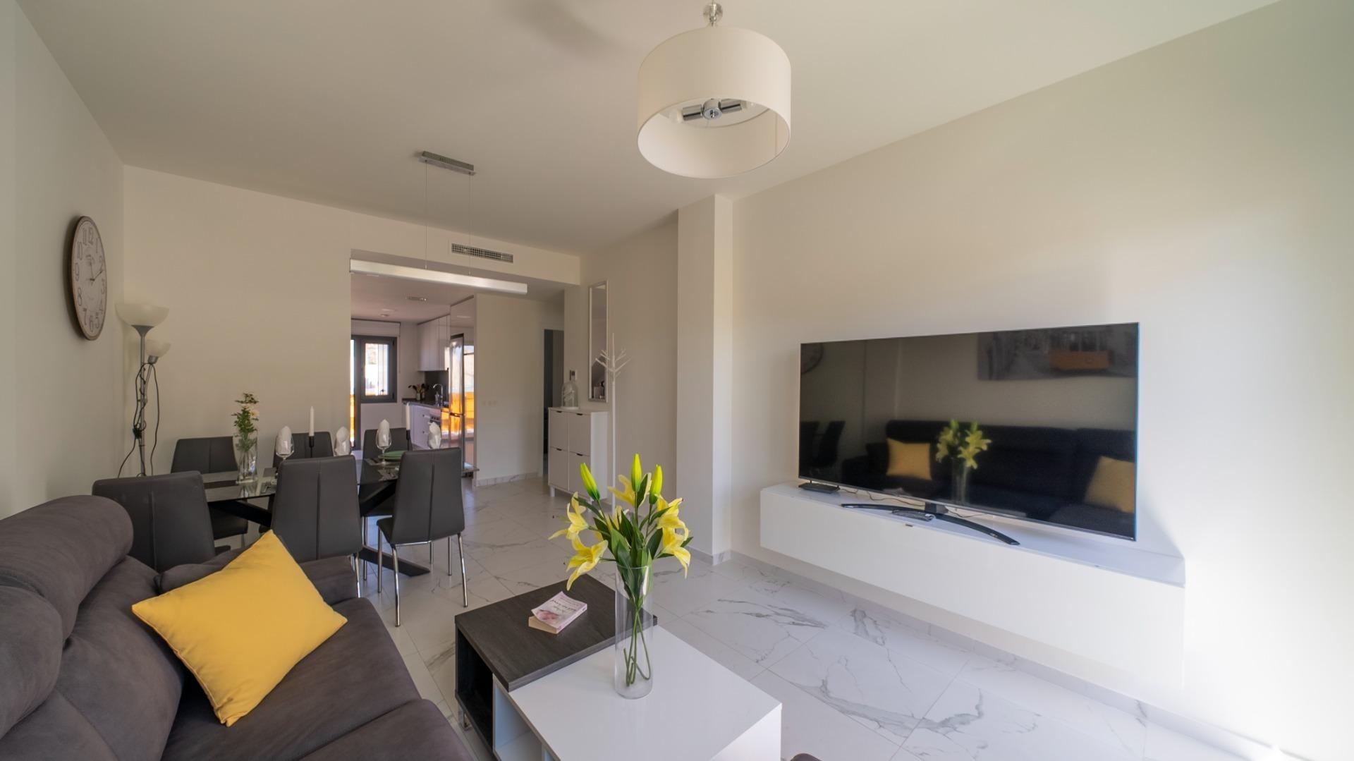 Penthouse met solarium en jacuzzi in de Alegria Village urbanisatie