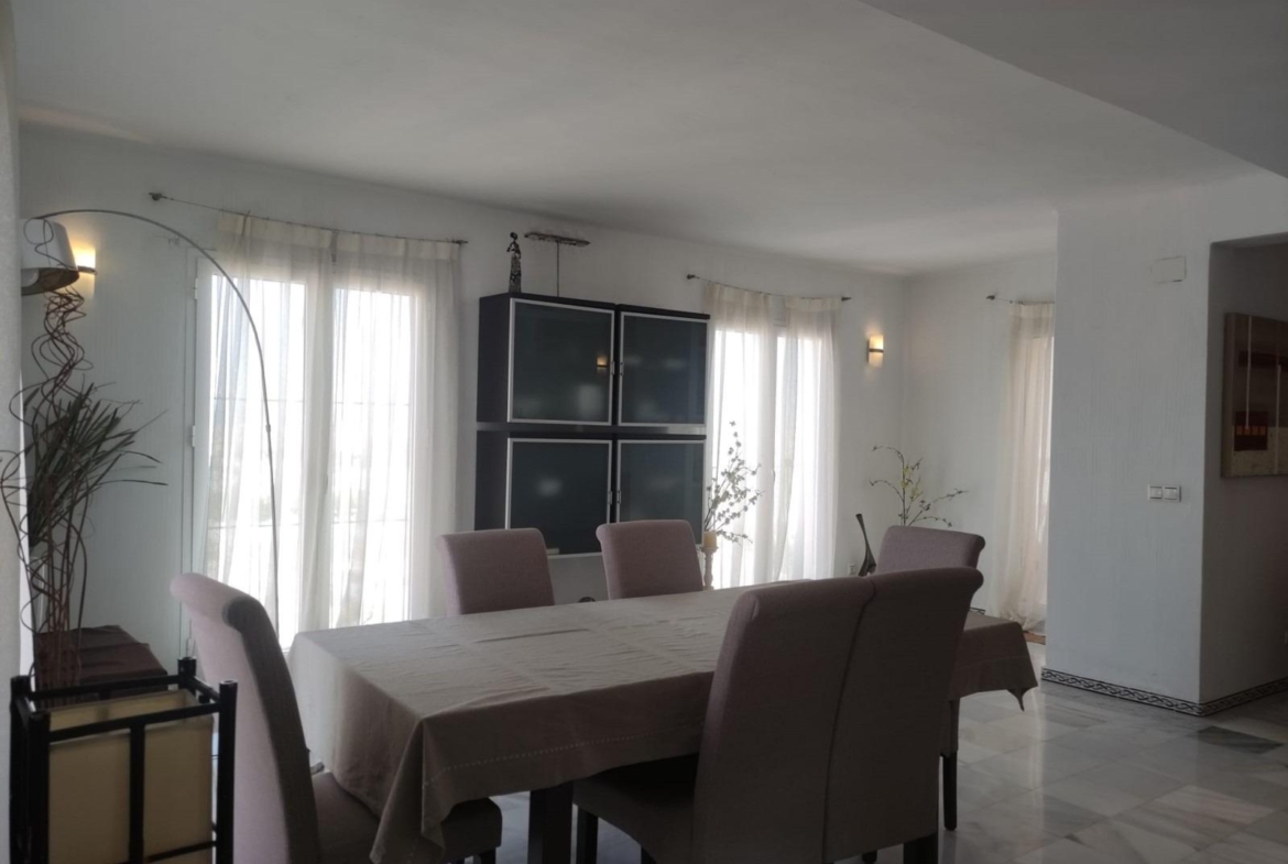 Ático duplex con vistas al mar en Torrevieja.
