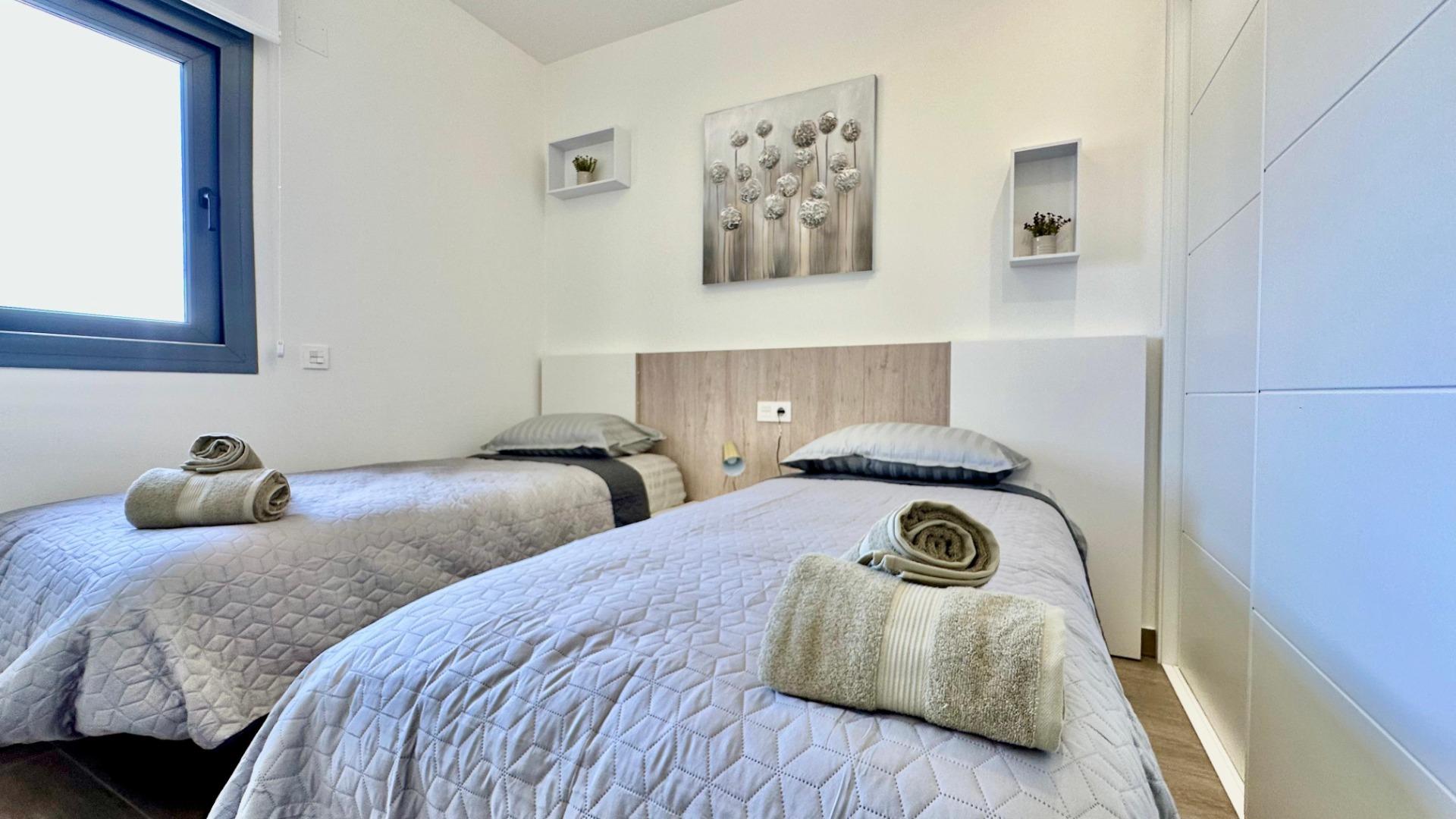 Penthouse met solarium en jacuzzi in de Alegria Village urbanisatie