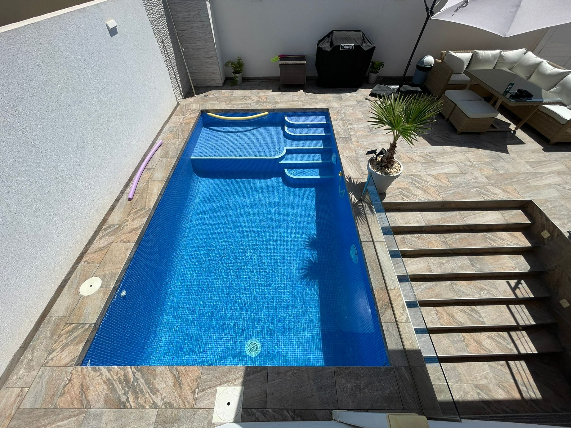 REFORMED HOUSE IN ORIHUELA COSTA! 3 BEDROOMS. BATHROOMS. SAUNA AND PRIVATE POOL.