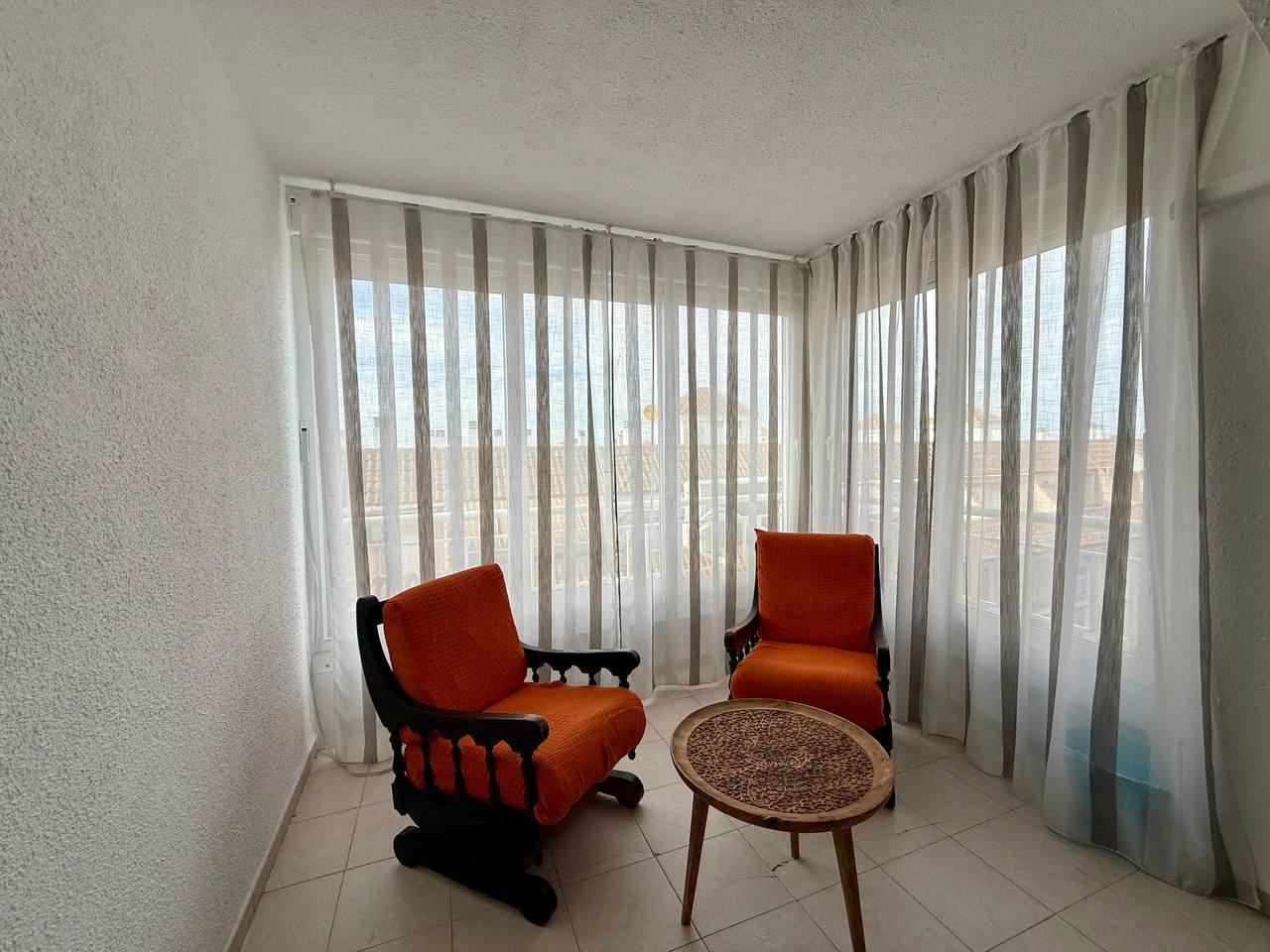 Appartement met 2 slaapkamers, 1 badkamer, 240 m. van het strand en het zwembad