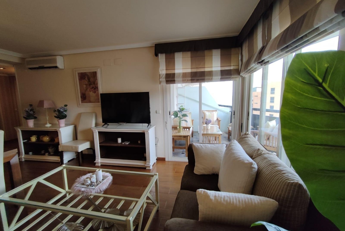 ESPECTACULAR APARTAMENTO DUPLEX EN LA CALA DE VILLAJOYOSA A 300M DE LA PLAYA