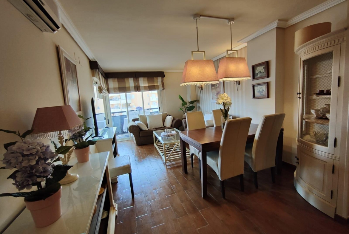 ESPECTACULAR APARTAMENTO DUPLEX EN LA CALA DE VILLAJOYOSA A 300M DE LA PLAYA