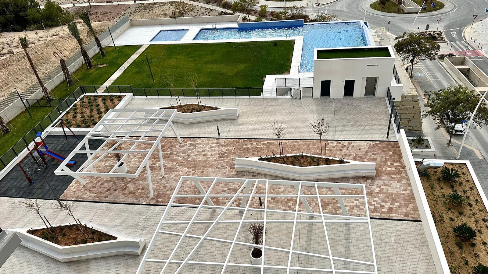 17-17-1 BRAND NIEUW ONTWERP-APPARTEMENT MET ZEEZICHTEN OP PONIËNTE BEACH, BENIDORM