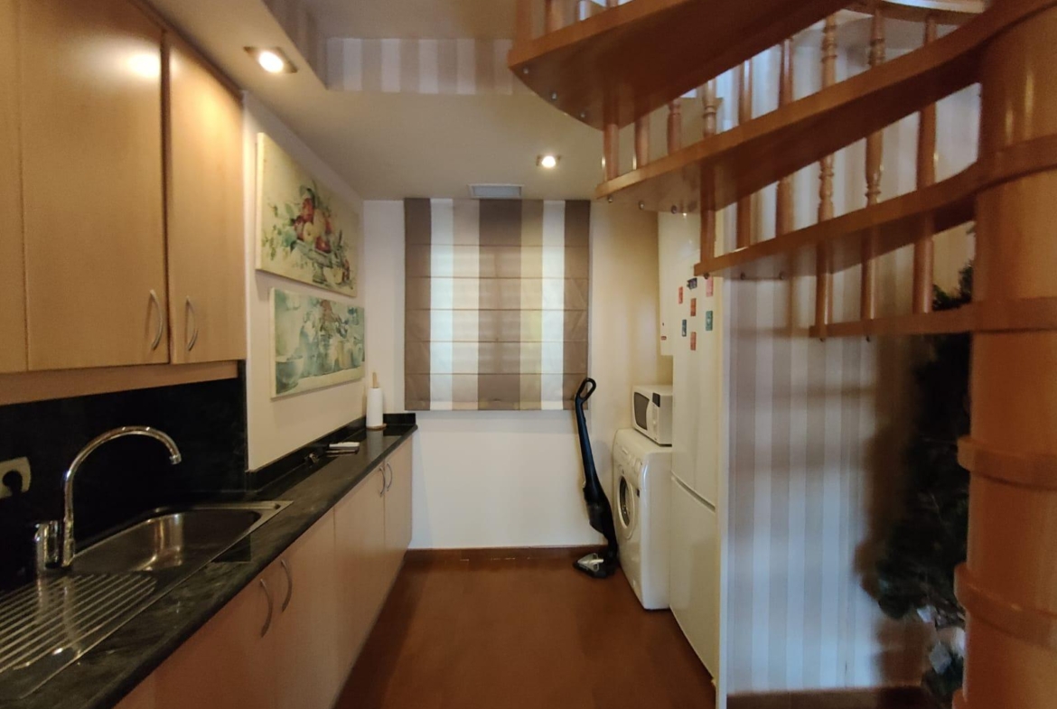 ESPECTACULAR APARTAMENTO DUPLEX EN LA CALA DE VILLAJOYOSA A 300M DE LA PLAYA