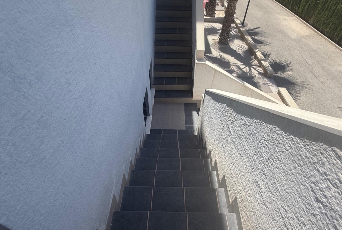 BUNGALOW ALTO OASIS BEACH – EL RASO : 2 HAB, 2 BAÑOS, GARAJE, SOLARIUM
