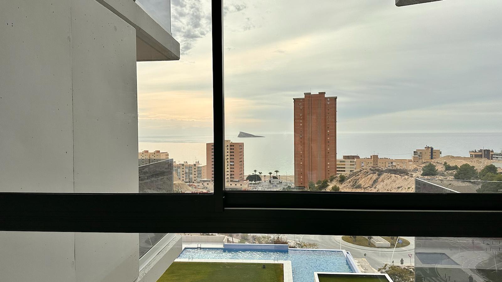 17-18-1 BRAND NIEUW ONTWERP-APPARTEMENT MET ZEEZICHTEN OP PONIËNTE BEACH, BENIDORM
