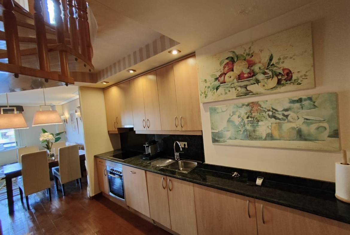 ESPECTACULAR APARTAMENTO DUPLEX EN LA CALA DE VILLAJOYOSA A 300M DE LA PLAYA