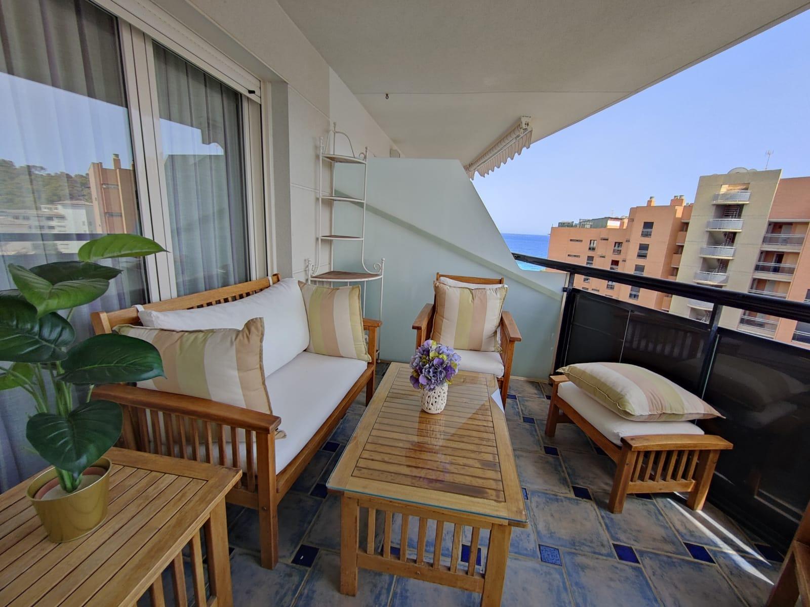ESPECTACULAR APARTAMENTO DUPLEX EN LA CALA DE VILLAJOYOSA A 300M DE LA PLAYA