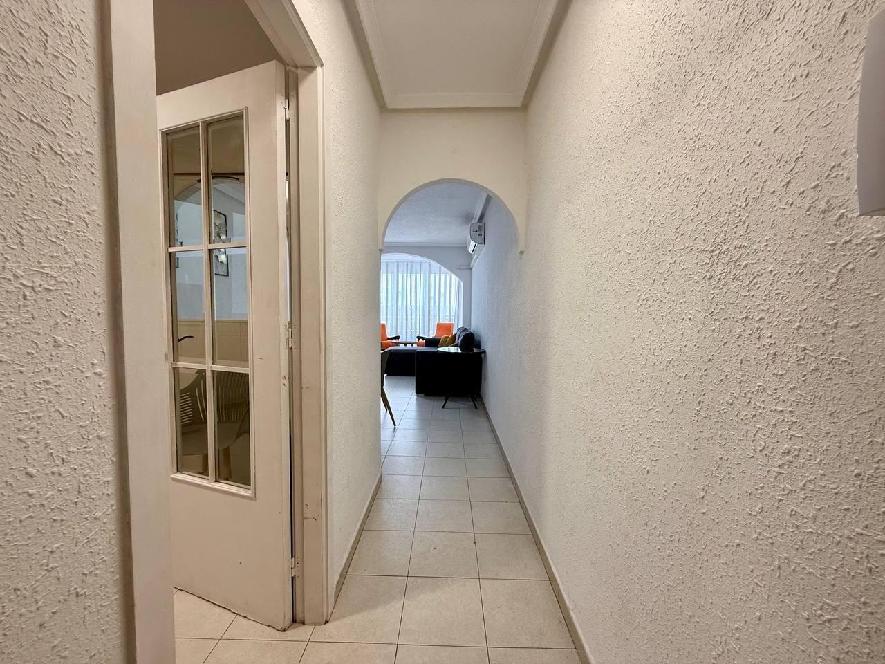Appartement met 2 slaapkamers, 1 badkamer, 240 m. van het strand en het zwembad
