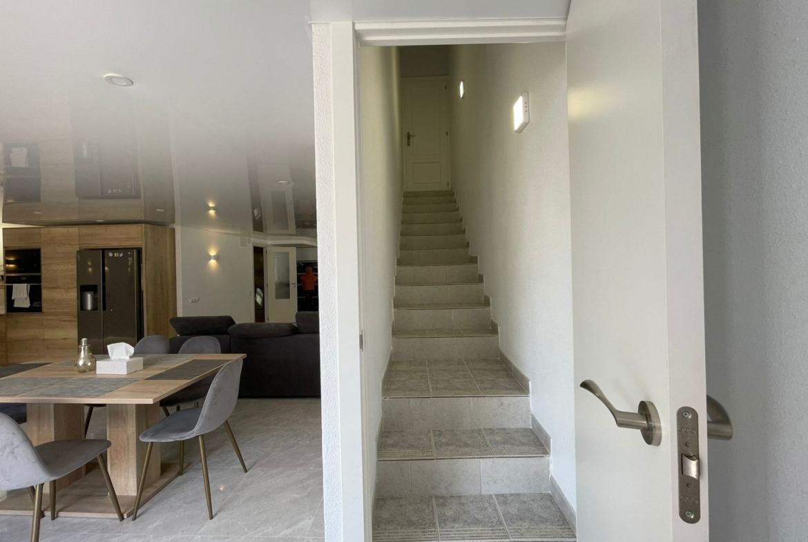REFORMED HOUSE IN ORIHUELA COSTA! 3 BEDROOMS. BATHROOMS. SAUNA AND PRIVATE POOL.