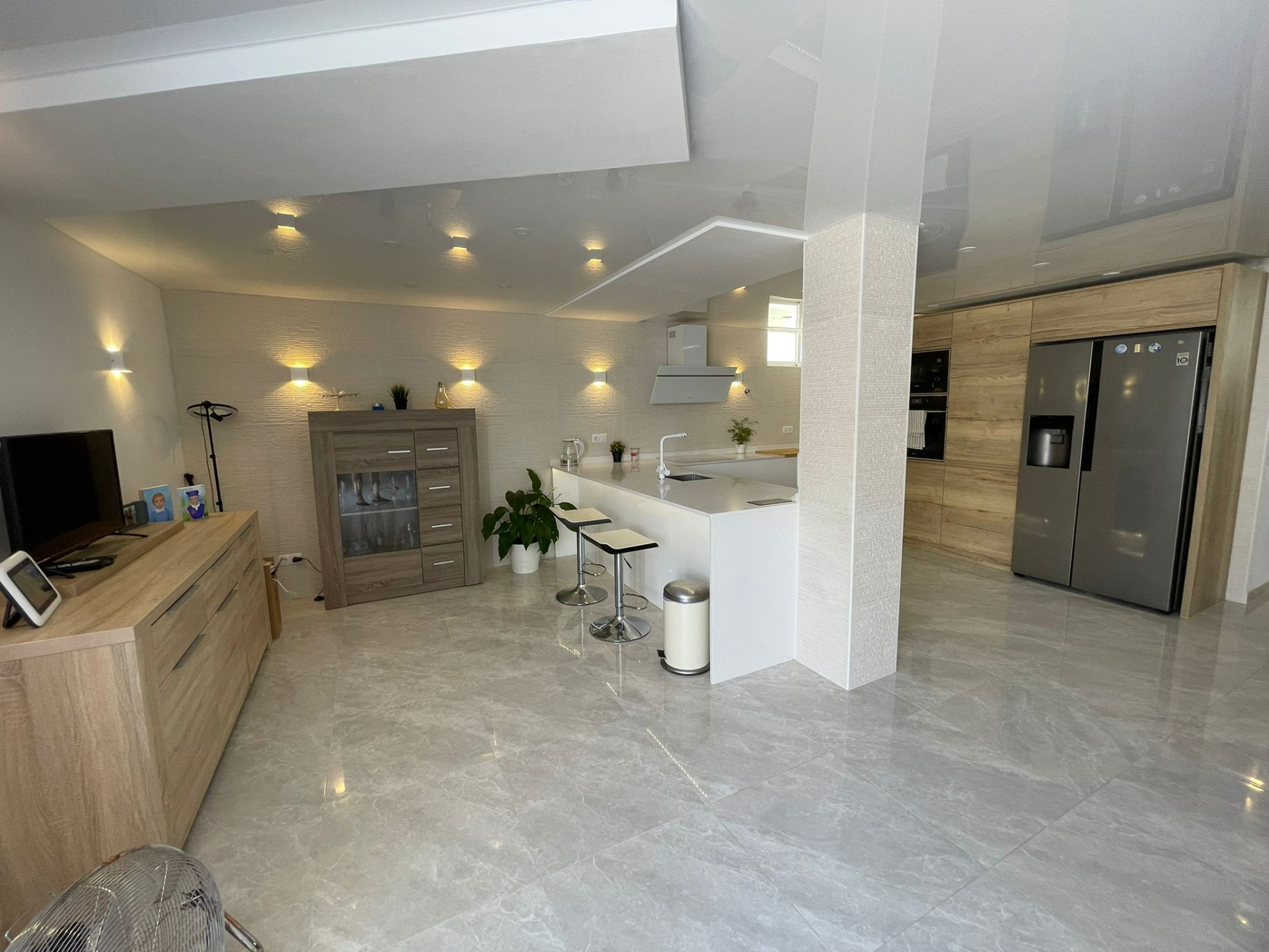 REFORMED HOUSE IN ORIHUELA COSTA! 3 BEDROOMS. BATHROOMS. SAUNA AND PRIVATE POOL.