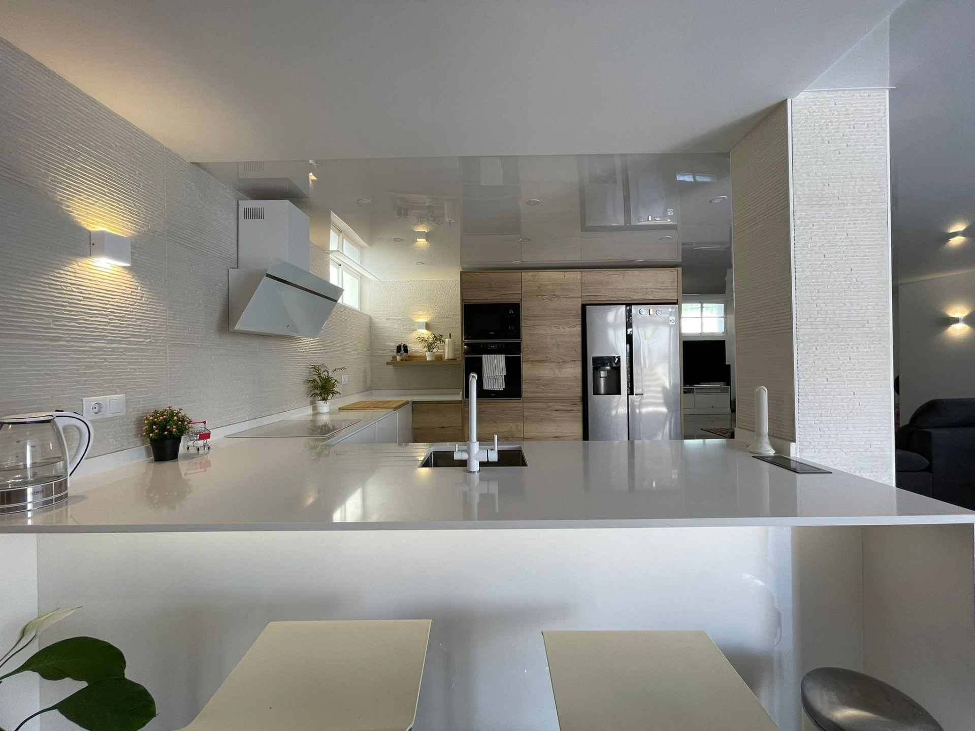 REFORMED HOUSE IN ORIHUELA COSTA! 3 BEDROOMS. BATHROOMS. SAUNA AND PRIVATE POOL.