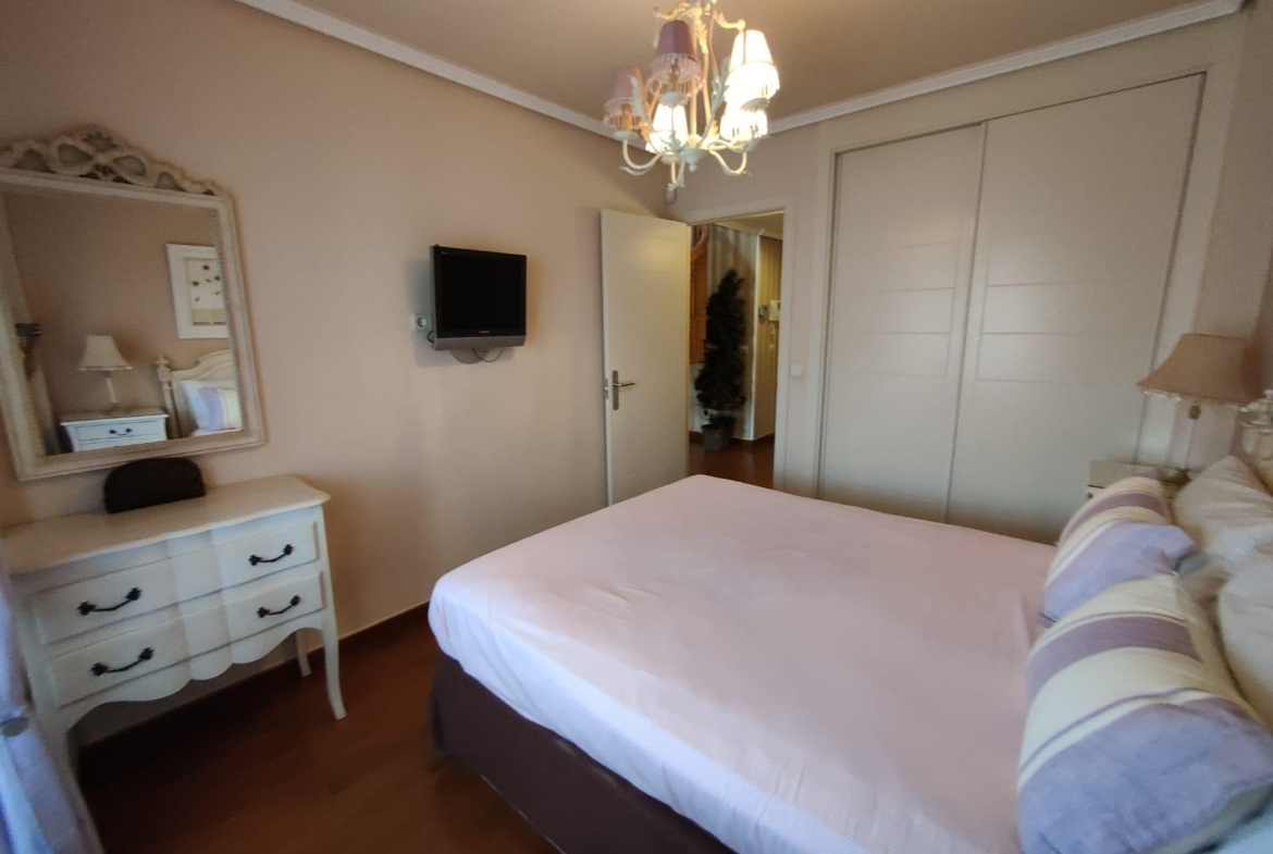 ESPECTACULAR APARTAMENTO DUPLEX EN LA CALA DE VILLAJOYOSA A 300M DE LA PLAYA